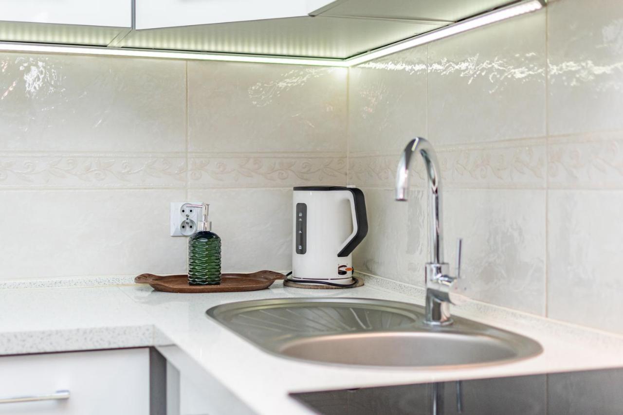 Chmielna 104 By Homeprime Warsaw Exterior photo